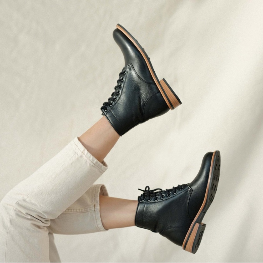 Nisolo All-Weather Amalia Boot
